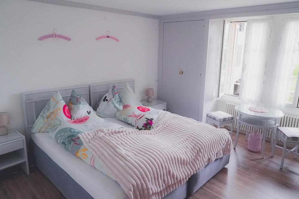 Dreierzimmer Därligen Esterno foto